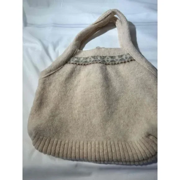 Up Cycled Cream Wool Design Sweater Purse With Personalized Tag - Picture 2 of 6